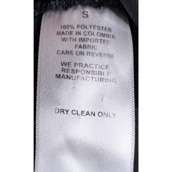 Nonchalant Label Emilia Satin Crop Top & Evory Satin Jogger Set Black Glam Small - Picture 11 of 14